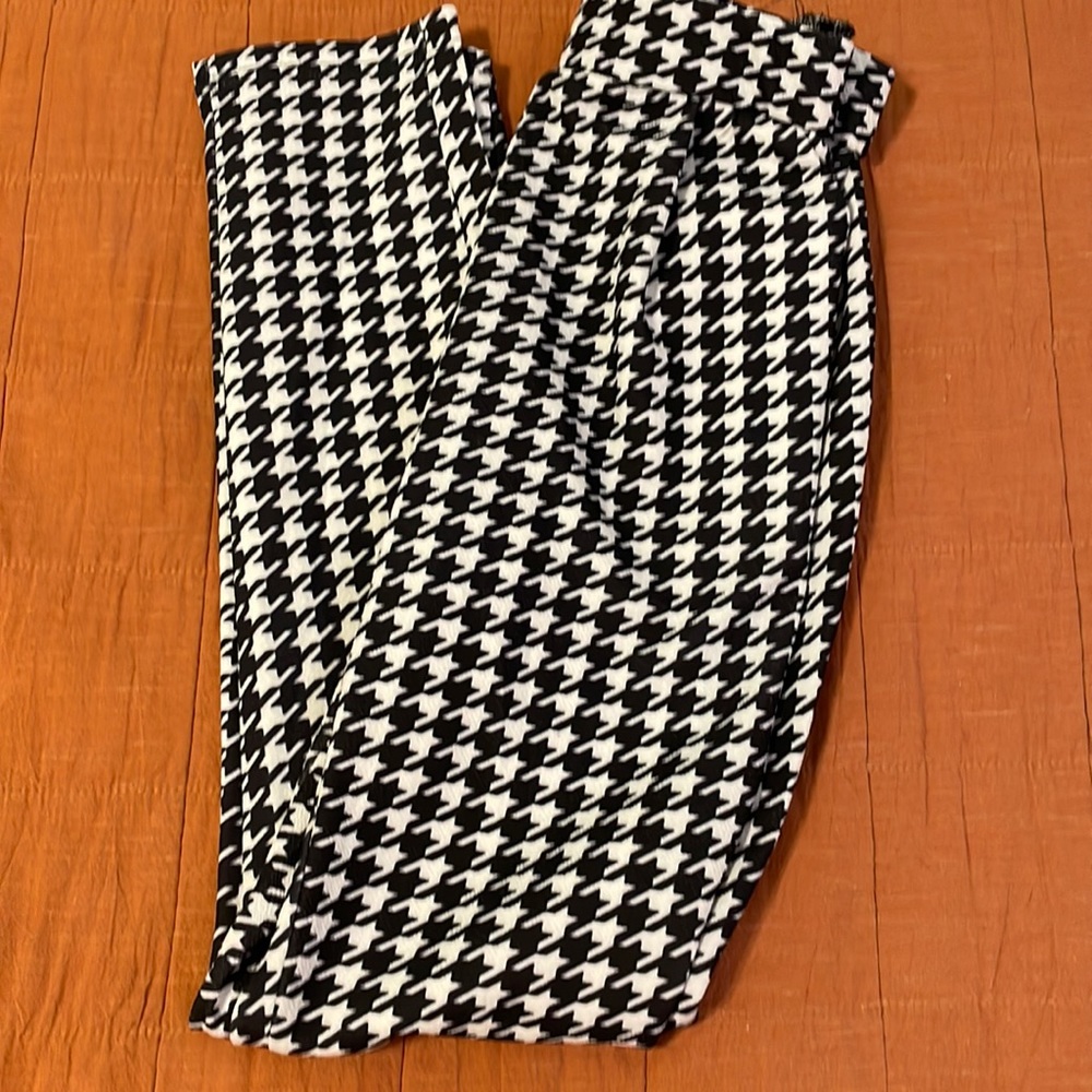 Patterned pants